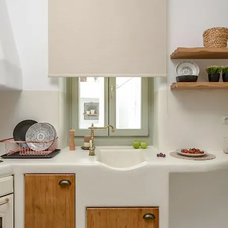 Aegean White Apartment Naxos City